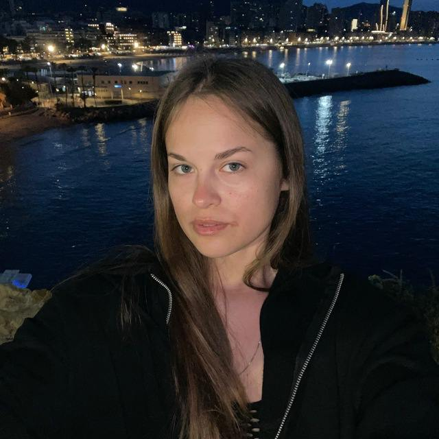 Логопед Олена Ф.